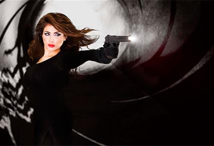 ماذا يجمع حليمة بولند ب "جايمس بوند"؟